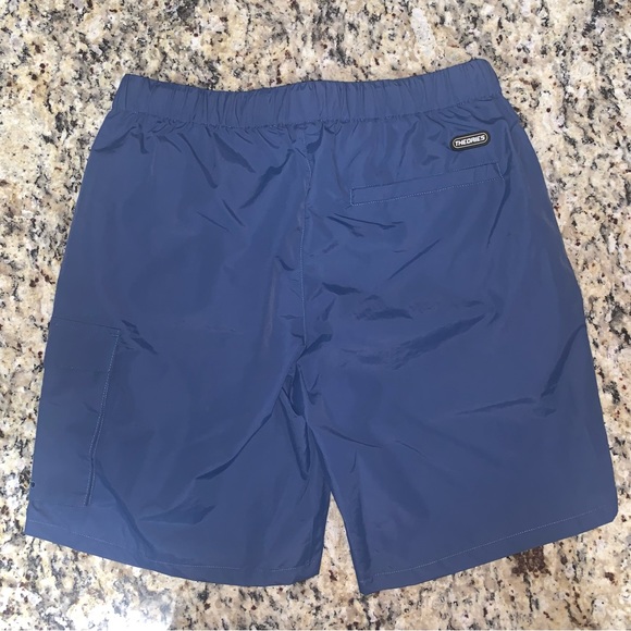 Theories Hiking Short - Picture 3 of 8